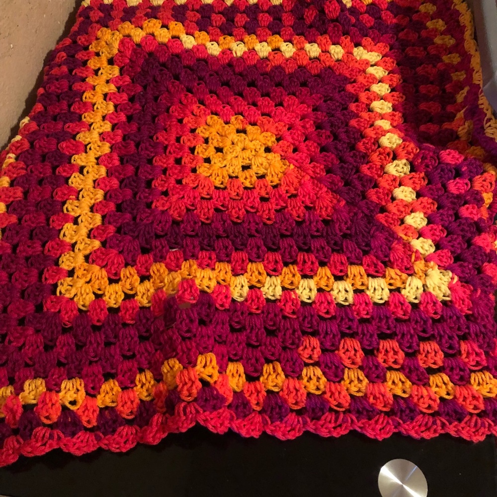 Knitted blanket